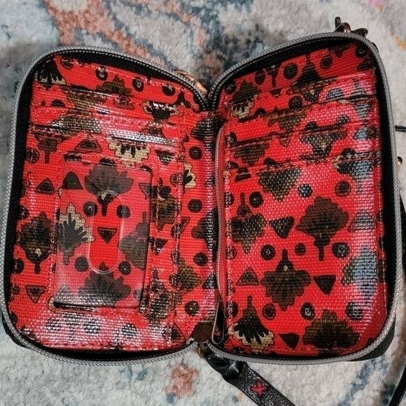 sakroots Crossbody Phone Wallet - Picture 2 of 4